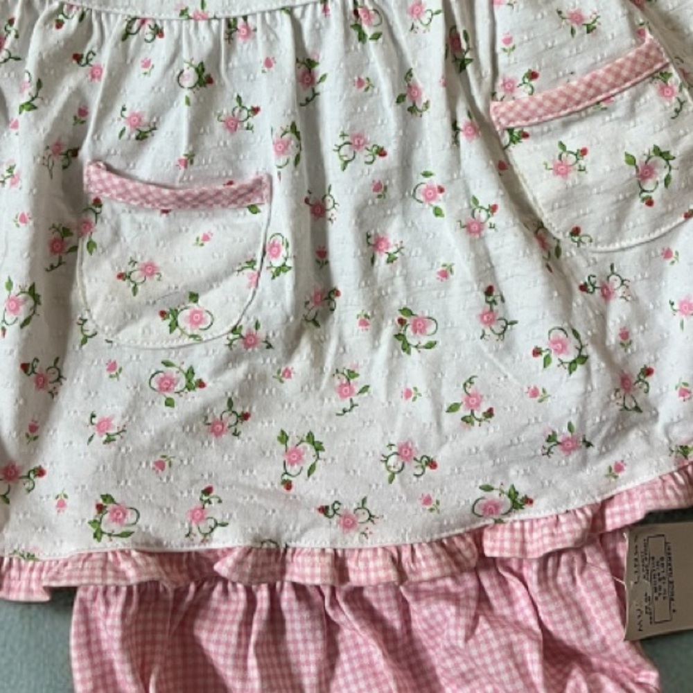 Charming Floral Set - Picture 4 of 8